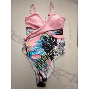 NWT Women’s Tropical Wrap One Piece Swimsuit S